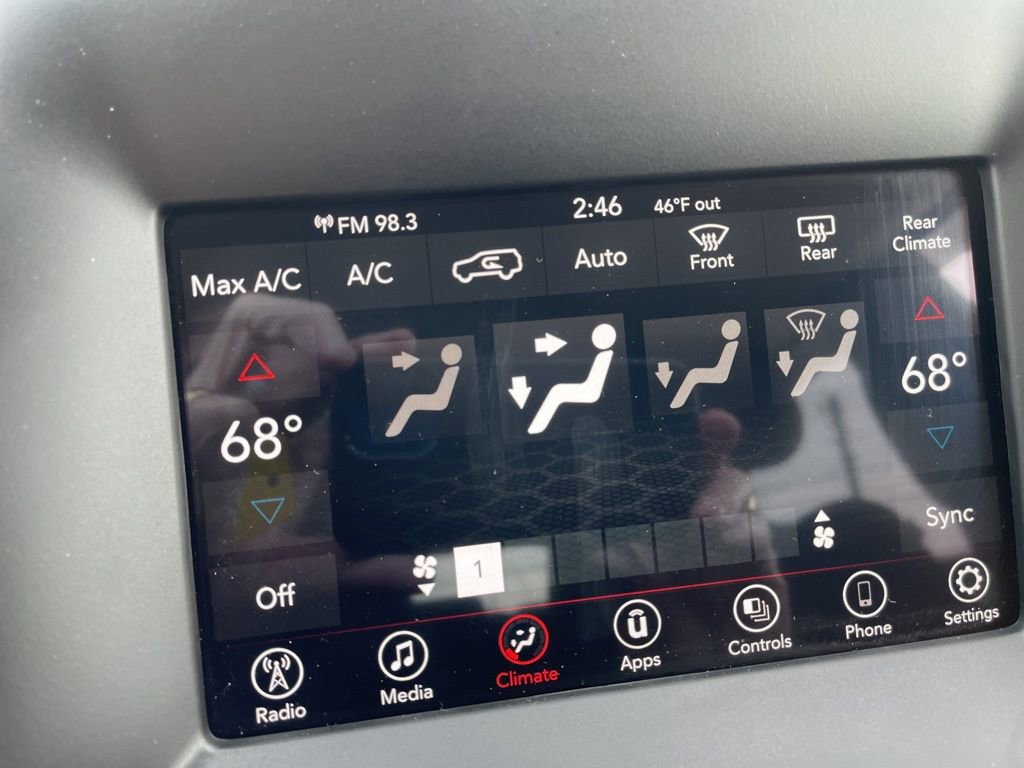 Used 2020 Dodge Durango SXT image 19