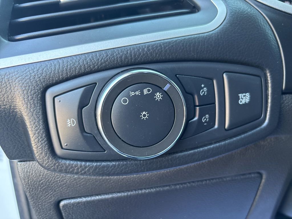 Used 2020 Ford Edge SEL image 14