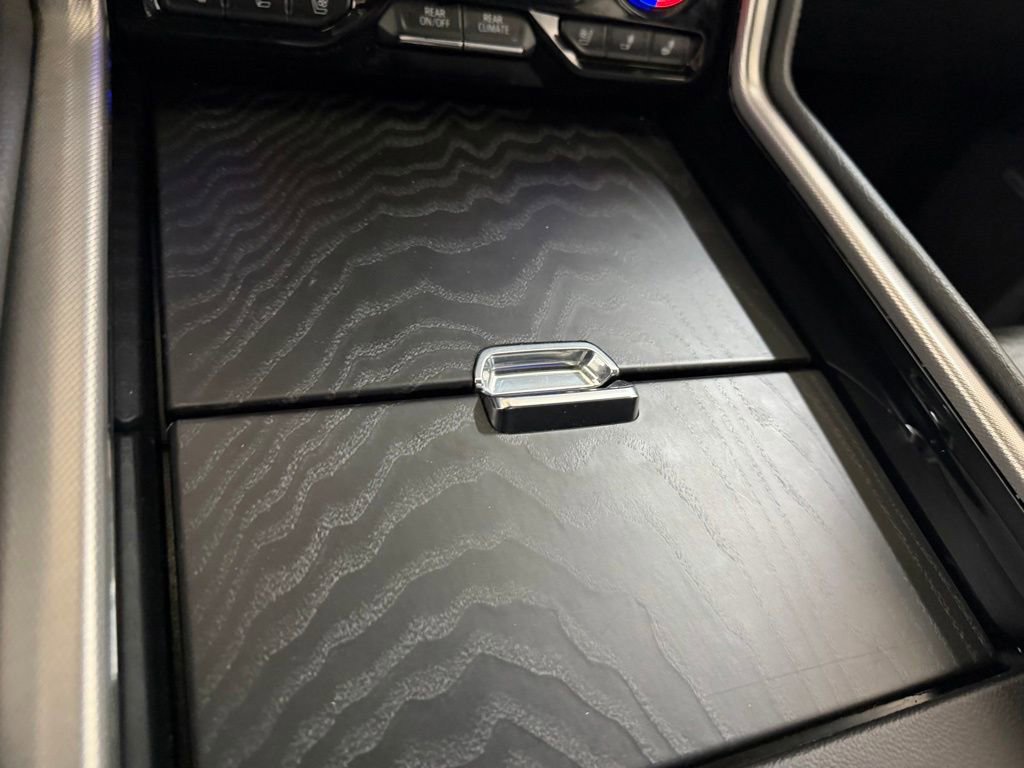 Used 2023 GMC Yukon Denali image 24