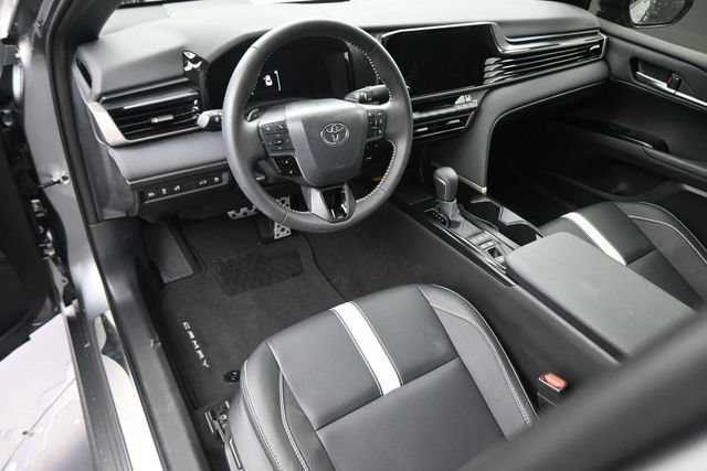 Used 2026 Toyota Camry SE w/ Convenience Package FWD image 21