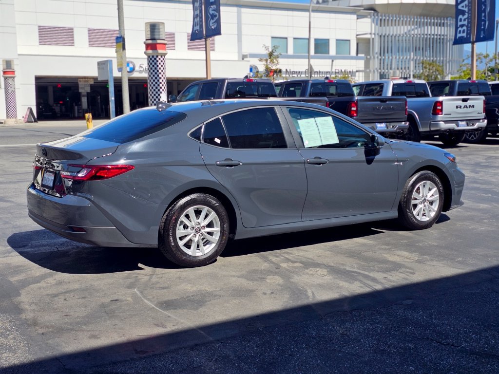 Used 2025 Toyota Camry LE FWD image 14