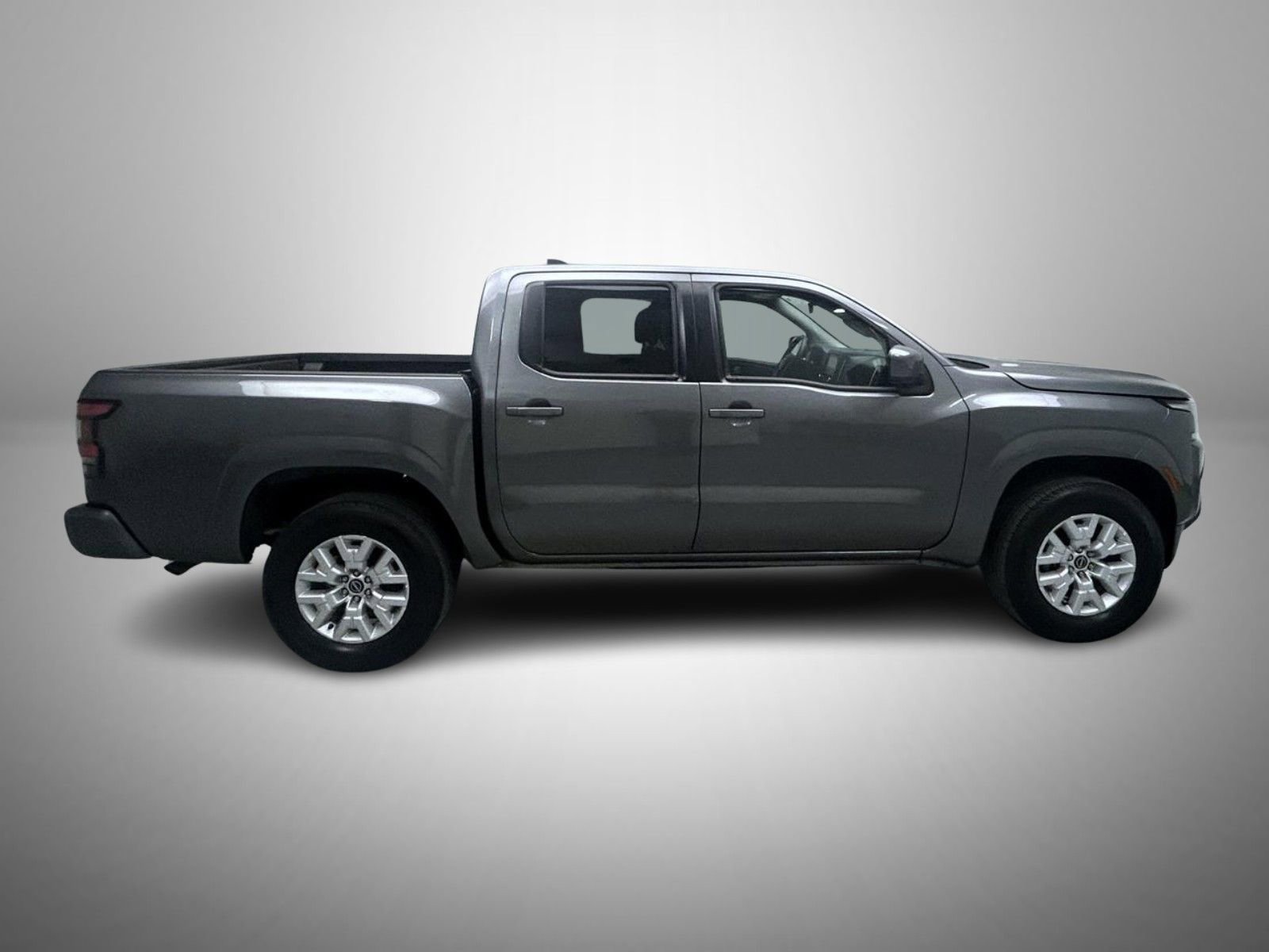 Used 2022 Nissan Frontier SV image 4