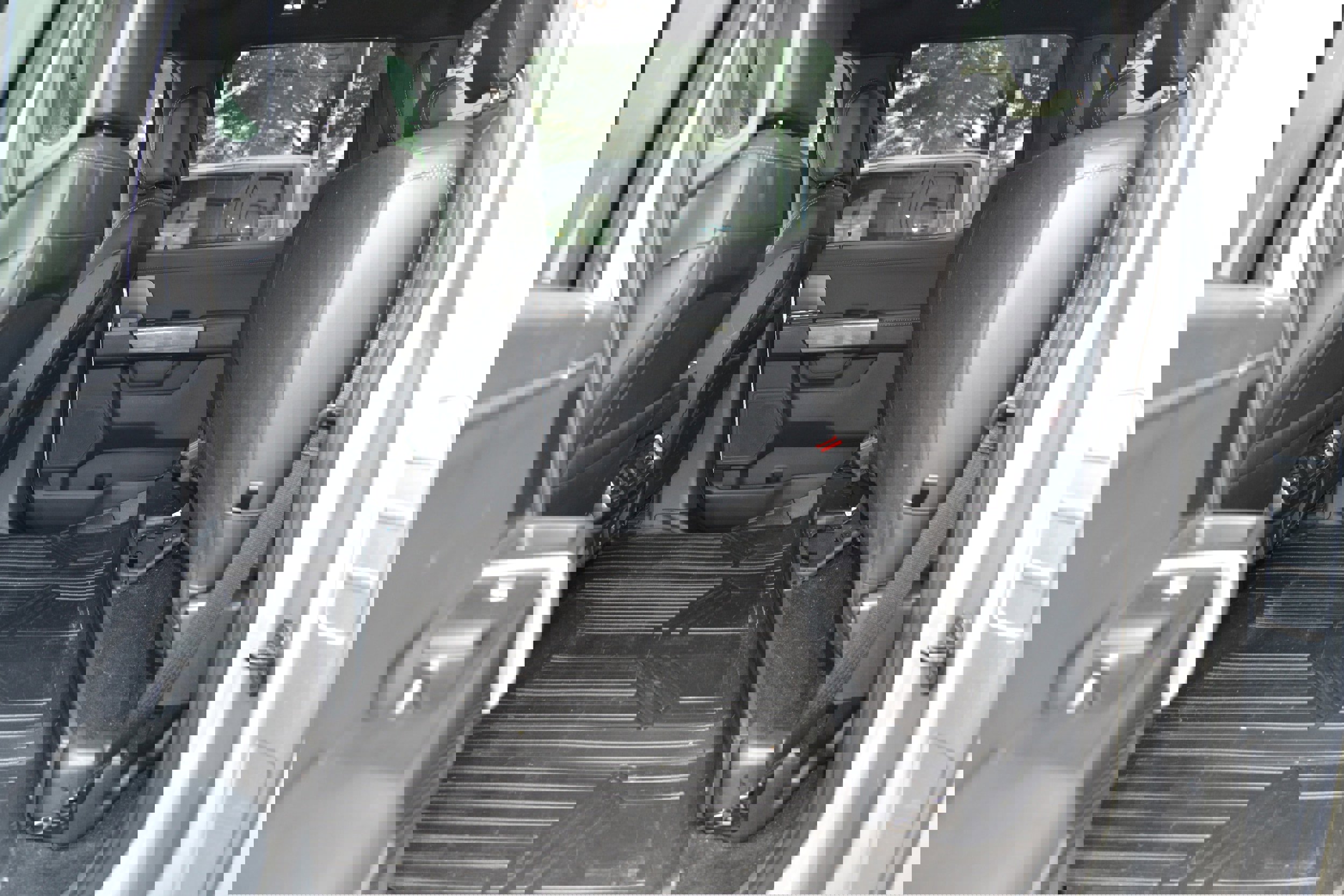 Used 2022 Ford F150 XLT w/ XLT Black Appearance Package AWD/4WD image 5