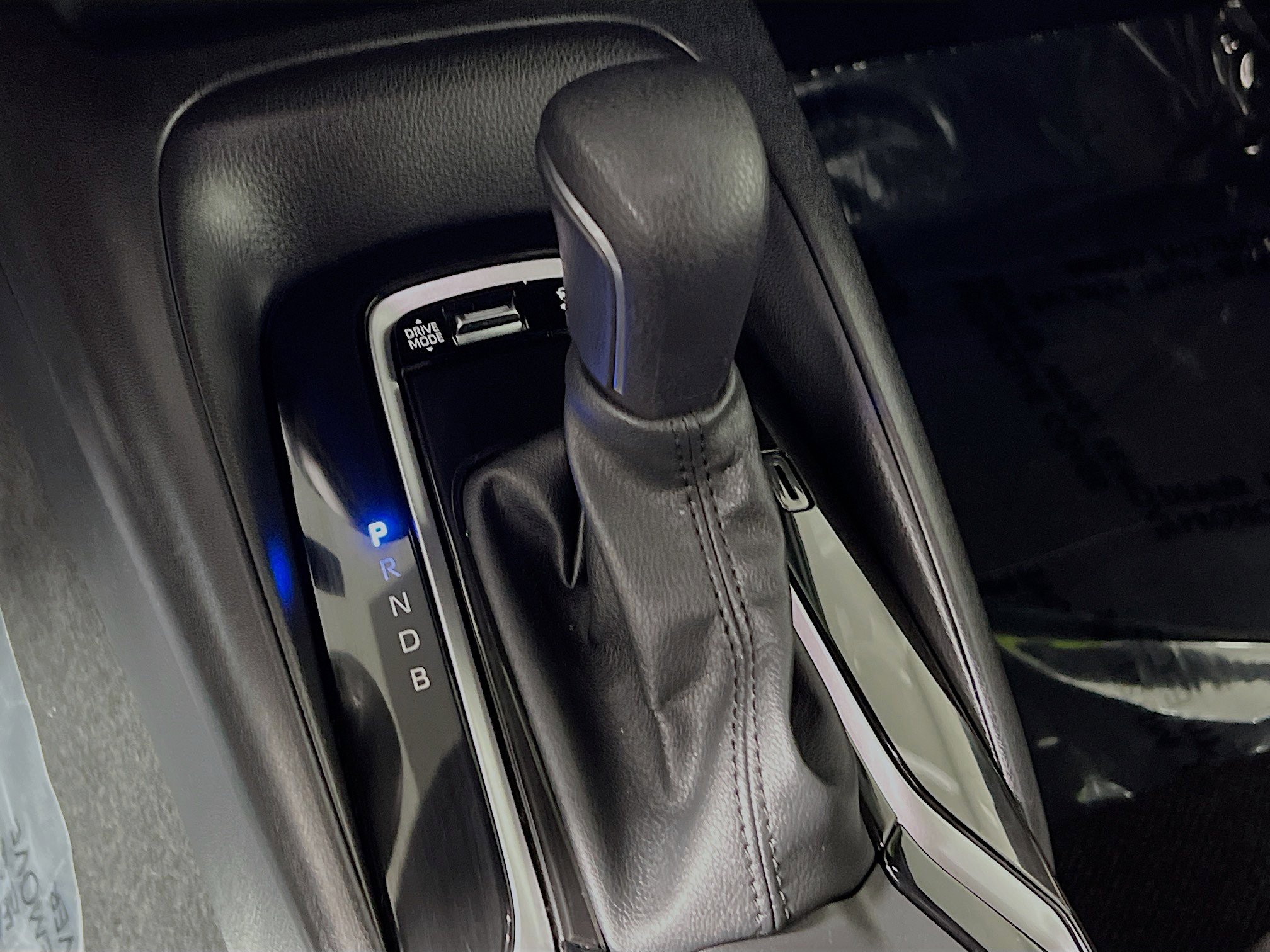 Used 2025 Toyota Corolla SE image 24