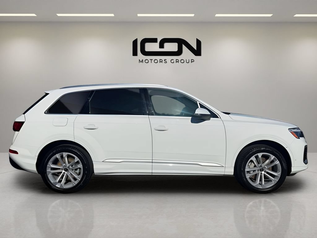 Used 2025 Audi Q7 3.0T Premium Plus AWD/4WD image 6