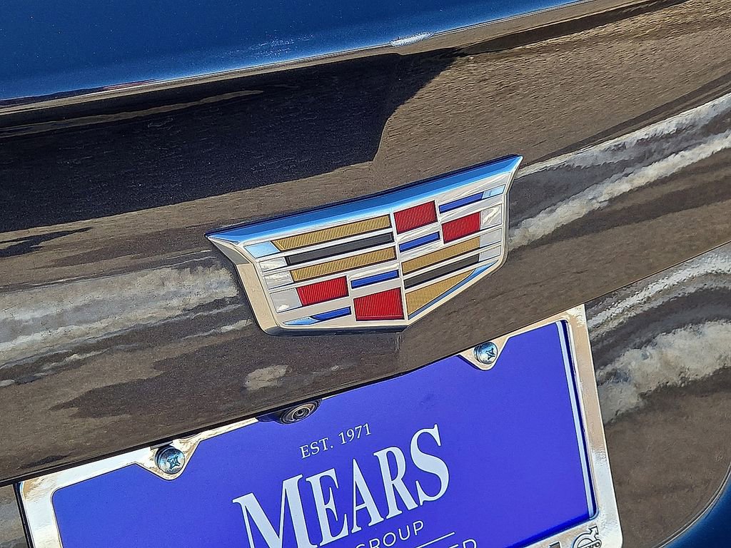 Used 2023 Cadillac XT4 Premium Luxury image 12