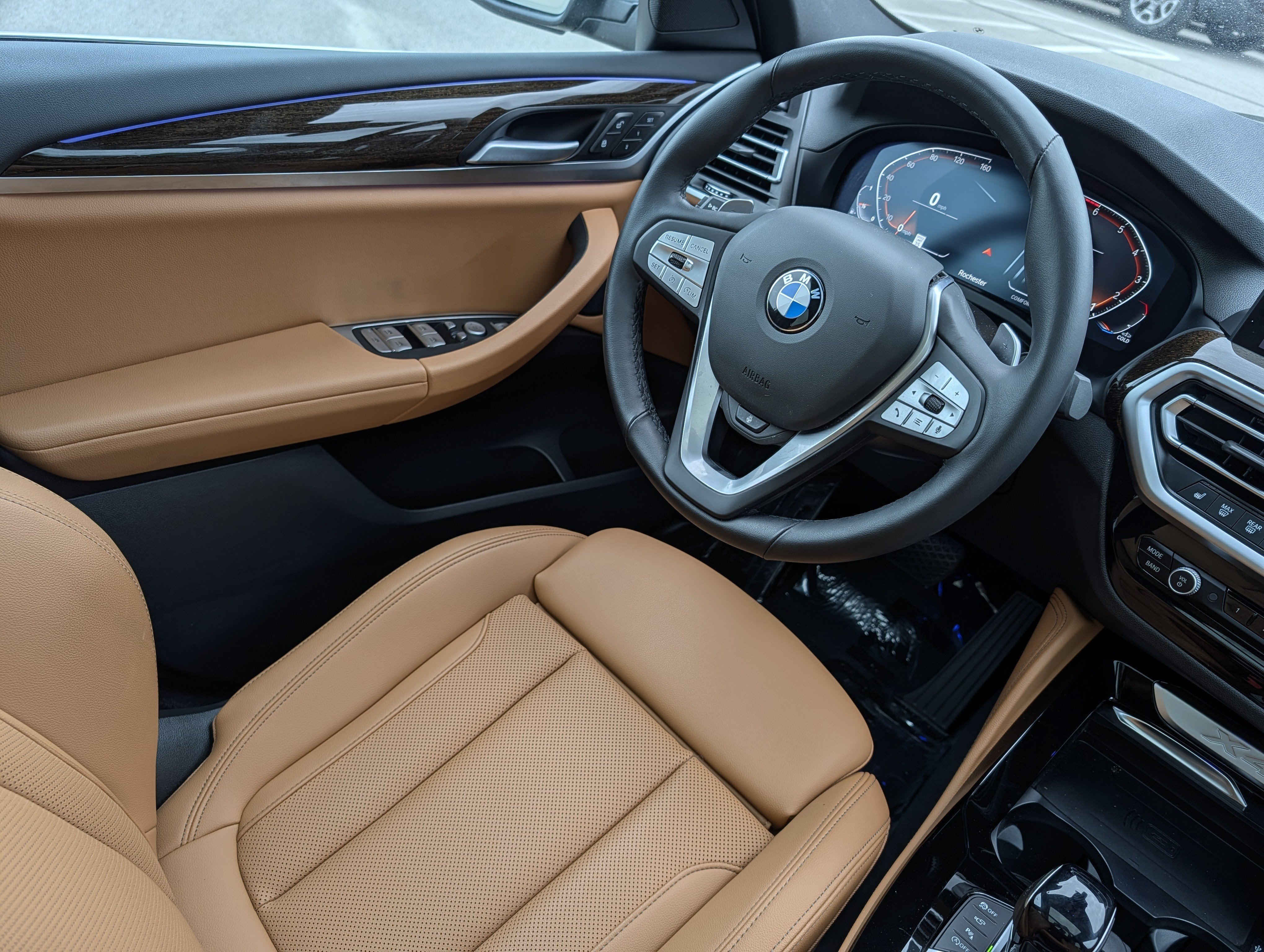 Used 2024 BMW X4 xDrive30i w/ Premium Package AWD/4WD image 12