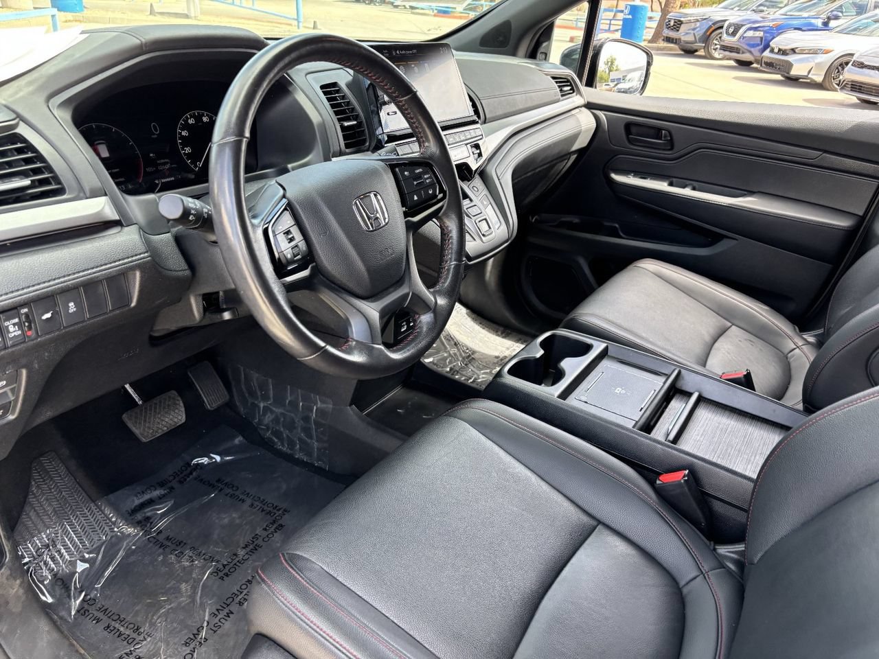 Certified 2025 Honda Odyssey Sport-L image 16