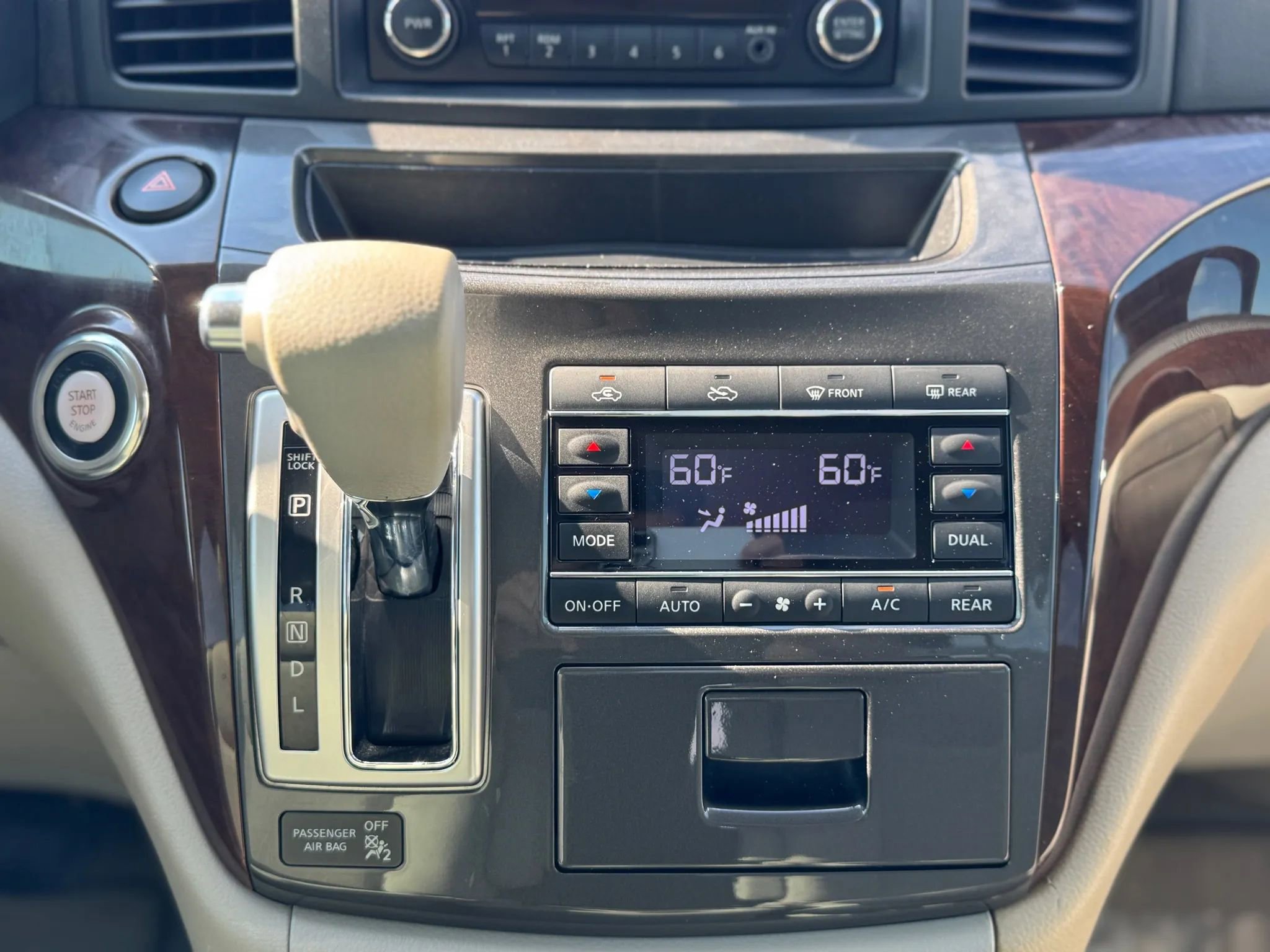 Used 2012 Nissan Quest SV image 29