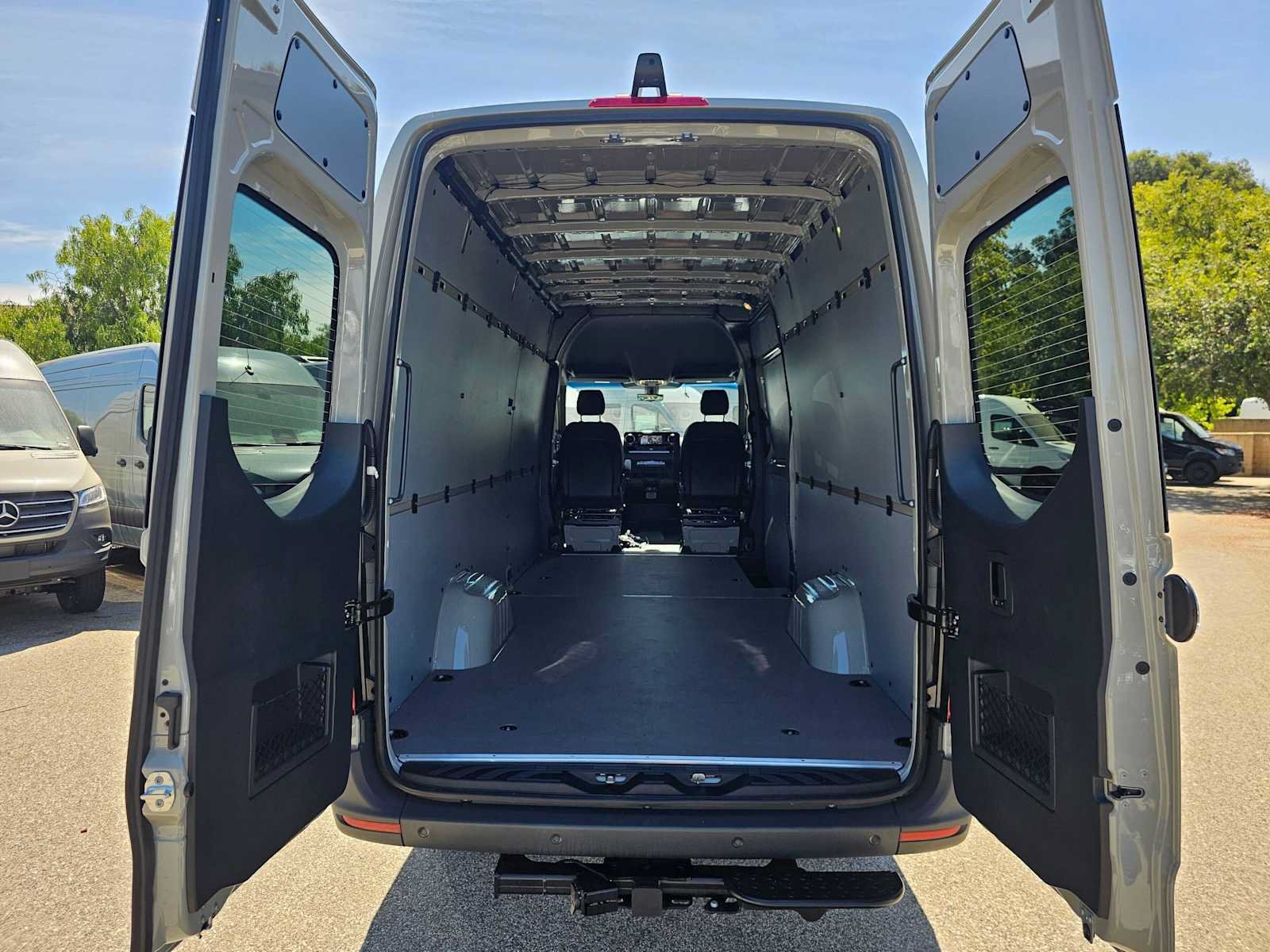 New 2026 Mercedes-Benz Sprinter 2500 image 17