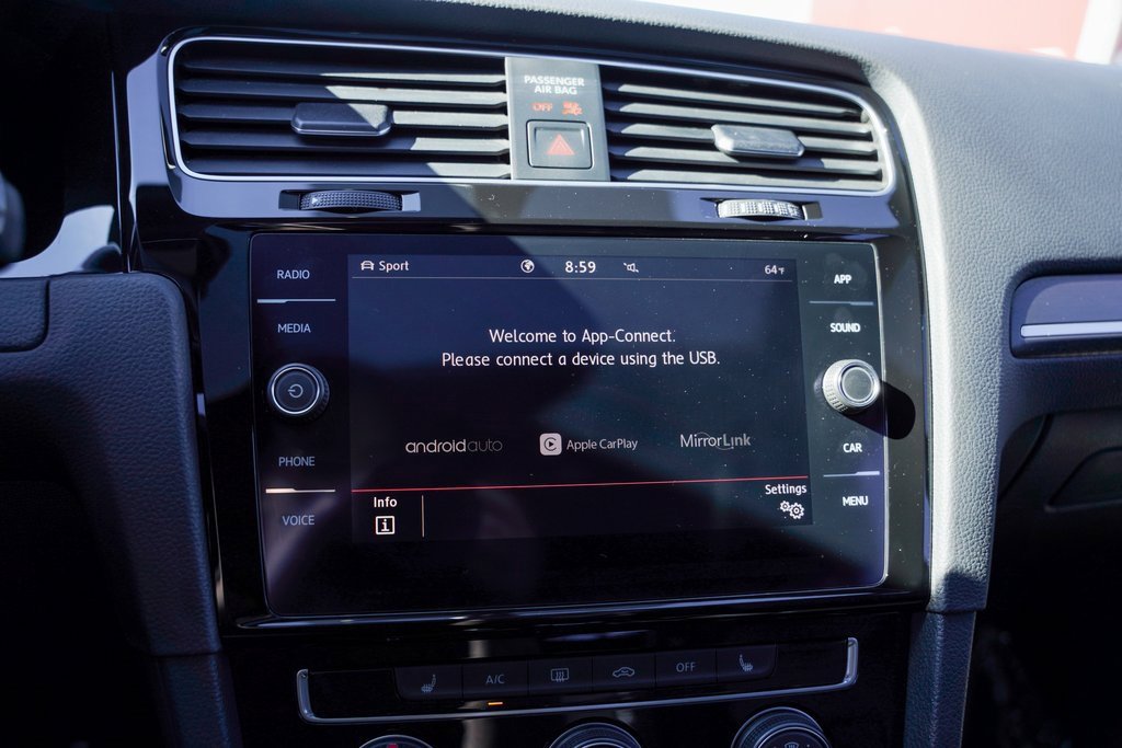 Used 2020 Volkswagen GTI SE image 20