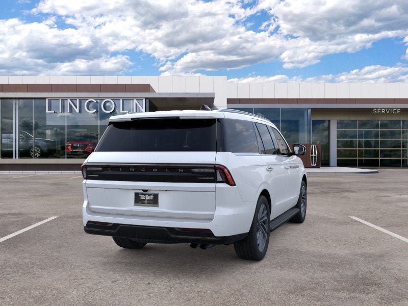 New 2026 Lincoln Navigator Premiere AWD/4WD image 8