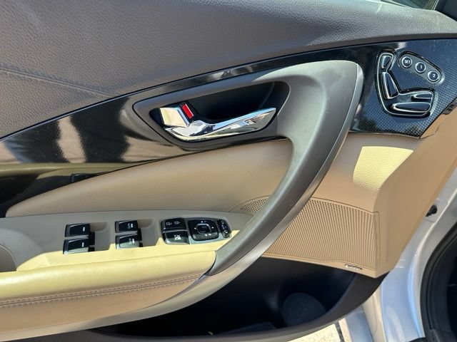 Used 2016 Hyundai Azera Limited FWD image 18