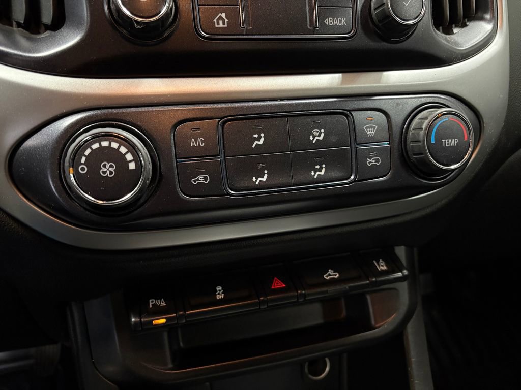 Used 2022 Chevrolet Colorado LT w/ Fleet Safety Package image 24