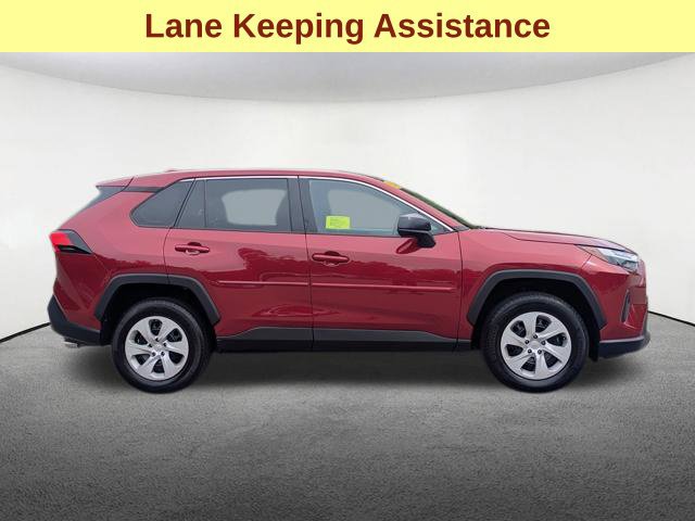 Used 2024 Toyota RAV4 LE AWD/4WD image 4