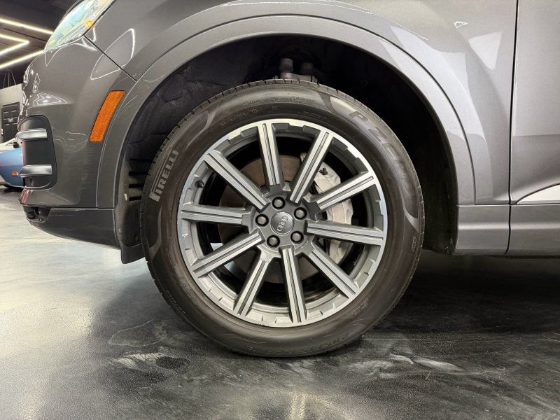 Used 2019 Audi Q7 2.0T Premium Plus w/ Premium Plus Package AWD/4WD image 27