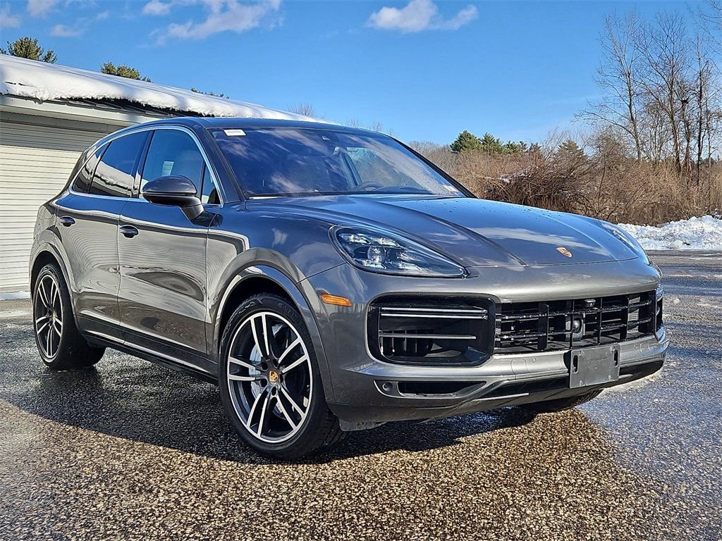 Used 2021 Porsche Cayenne Turbo image 6