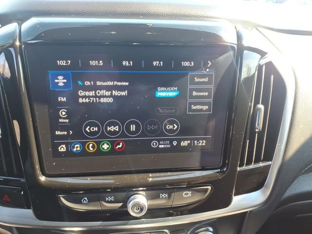 Used 2023 Chevrolet Traverse LT FWD image 17