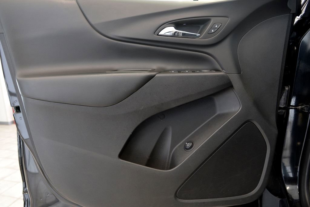 Used 2023 Chevrolet Equinox LT image 14