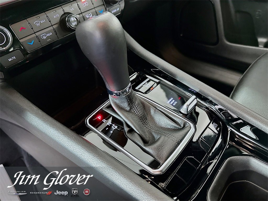 Used 2024 Jeep Compass Limited image 34