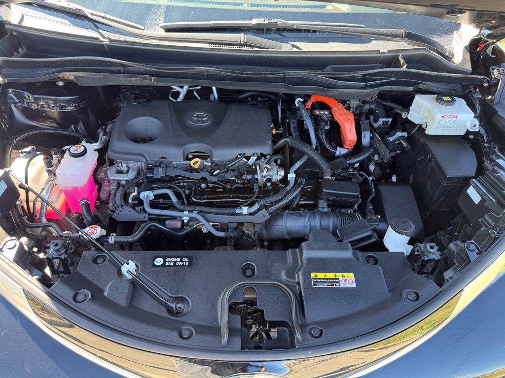Used 2022 Toyota Sienna Platinum AWD/4WD image 34