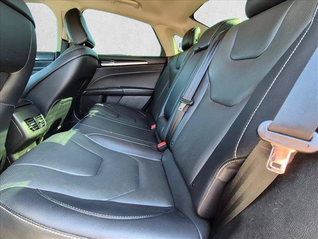 Used 2020 Ford Fusion Titanium AWD/4WD image 19