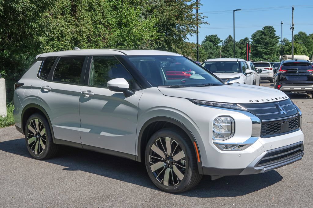 New 2026 Mitsubishi Outlander SE FWD image 7