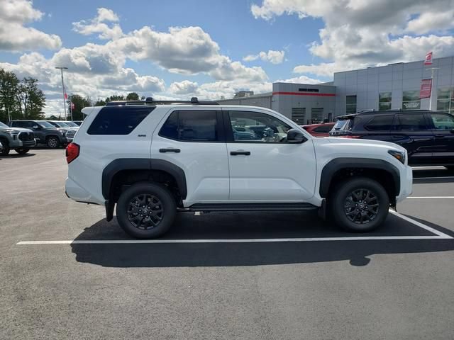 New 2026 Toyota 4Runner SR5 AWD/4WD image 4