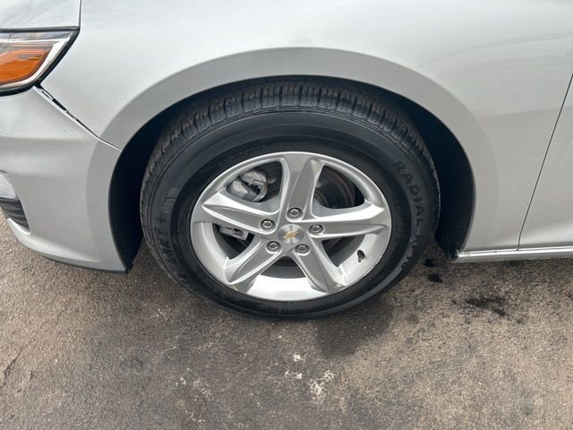 Used 2022 Chevrolet Malibu LT image 40