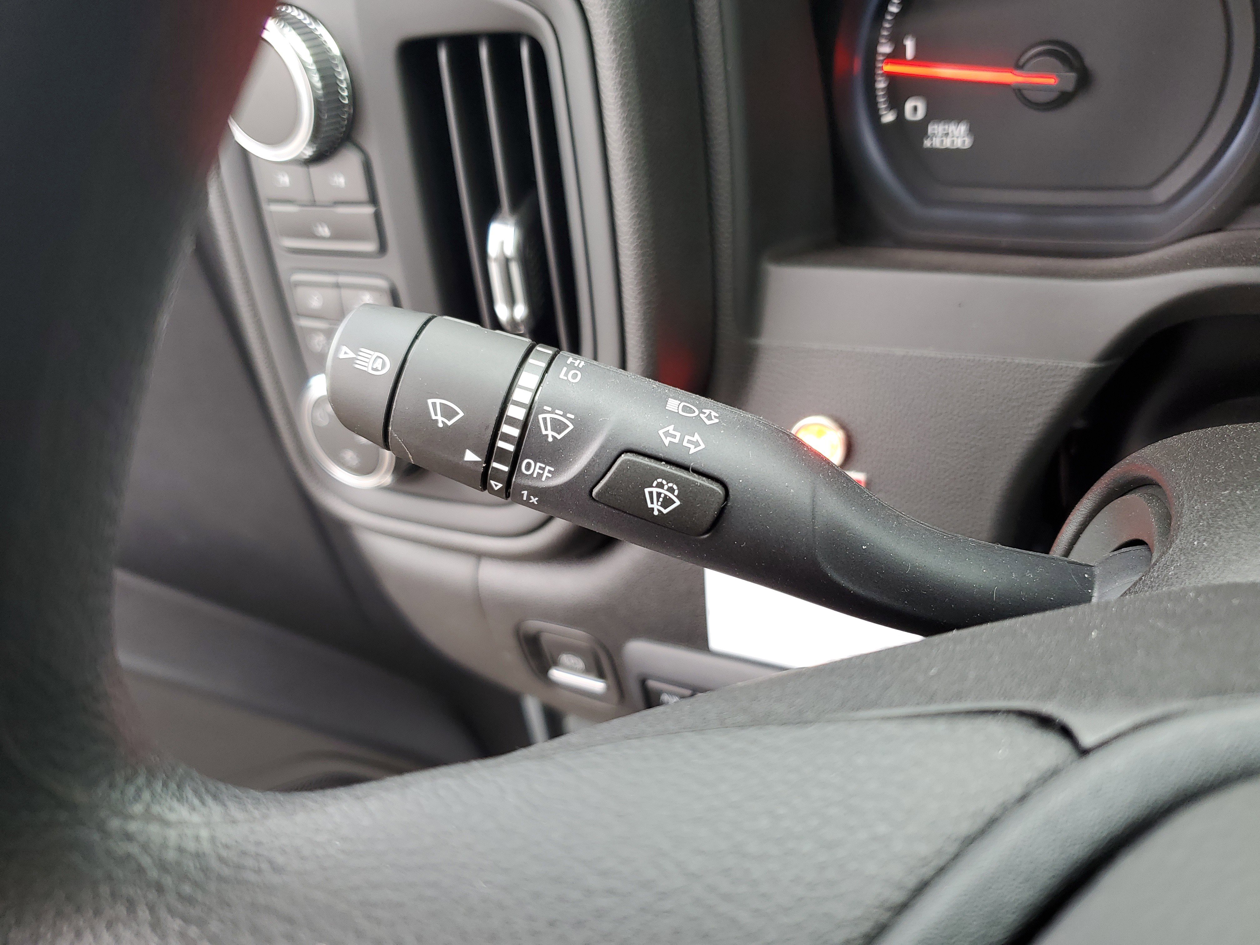 New 2025 GMC Sierra 3500 Pro w/ Convenience Package image 15