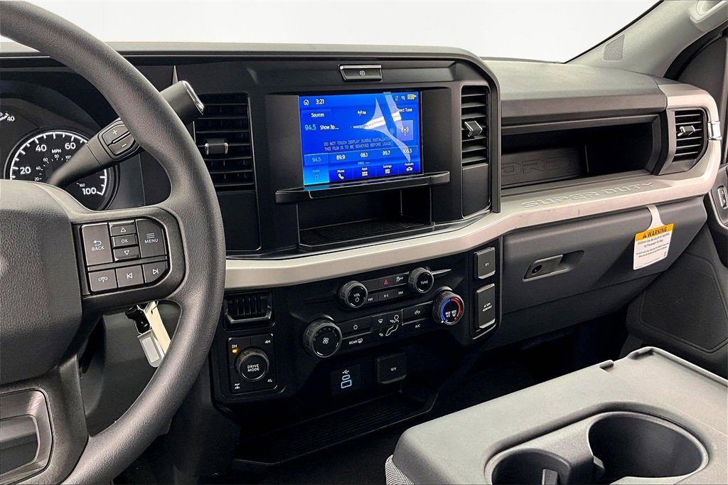 Used 2026 Ford F250 XL w/ STX Appearance Package image 6