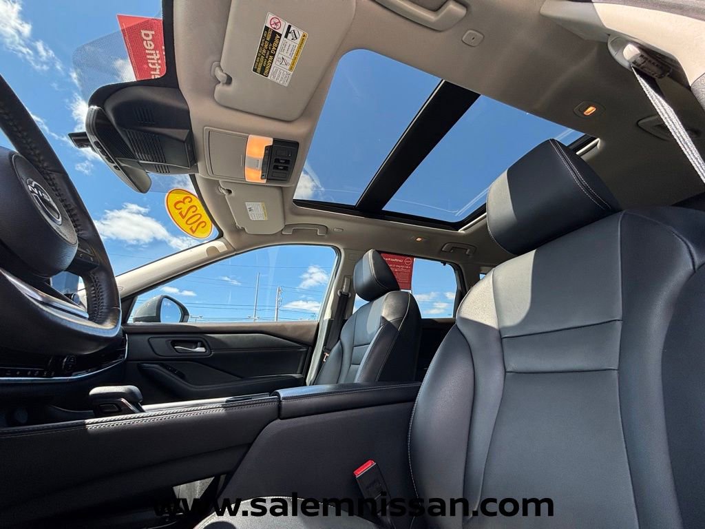 Certified 2023 Nissan Rogue SL w/ SL Premium Package AWD/4WD image 12