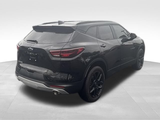 Certified 2024 Chevrolet Blazer LT w/ Convenience Package FWD image 2