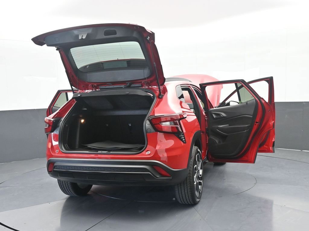 Used 2026 Chevrolet Trax RS image 70