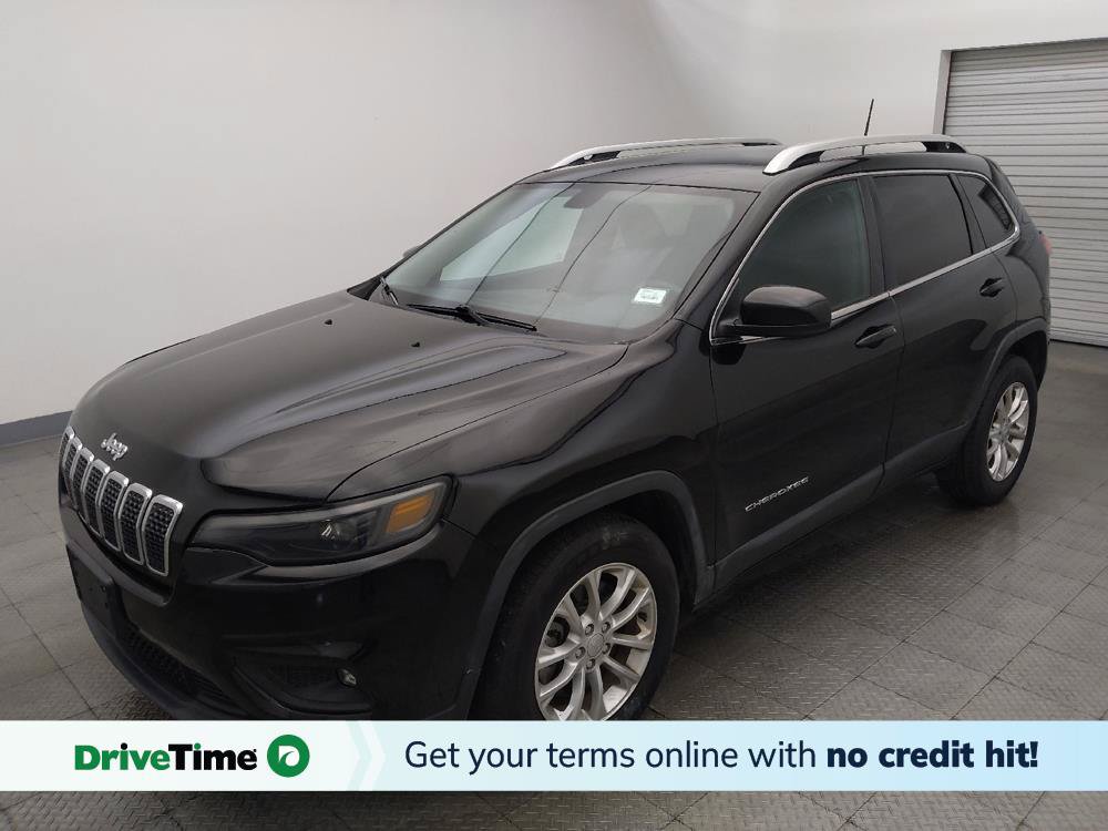 Used 2019 Jeep Cherokee Latitude w/ Popular Appearance Group