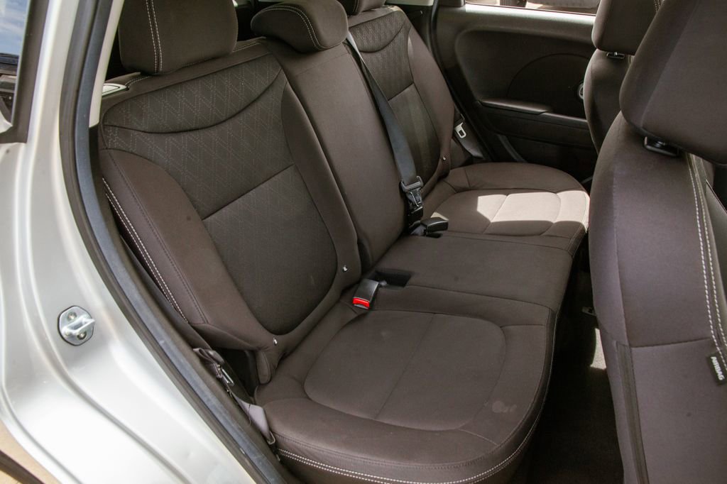 Used 2019 Kia Soul FWD image 12