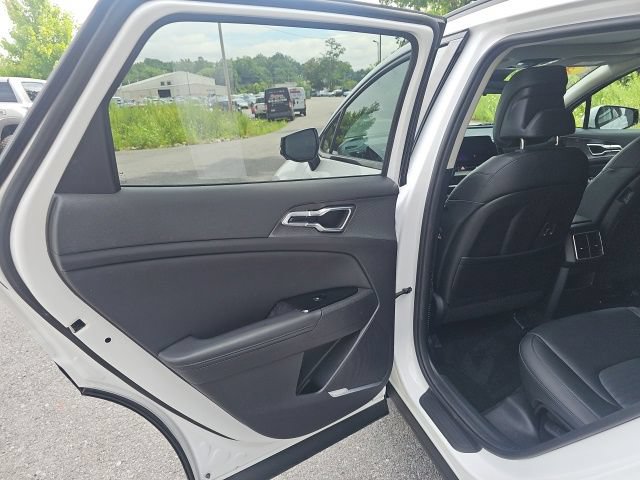 Used 2023 Kia Sportage SX FWD image 19