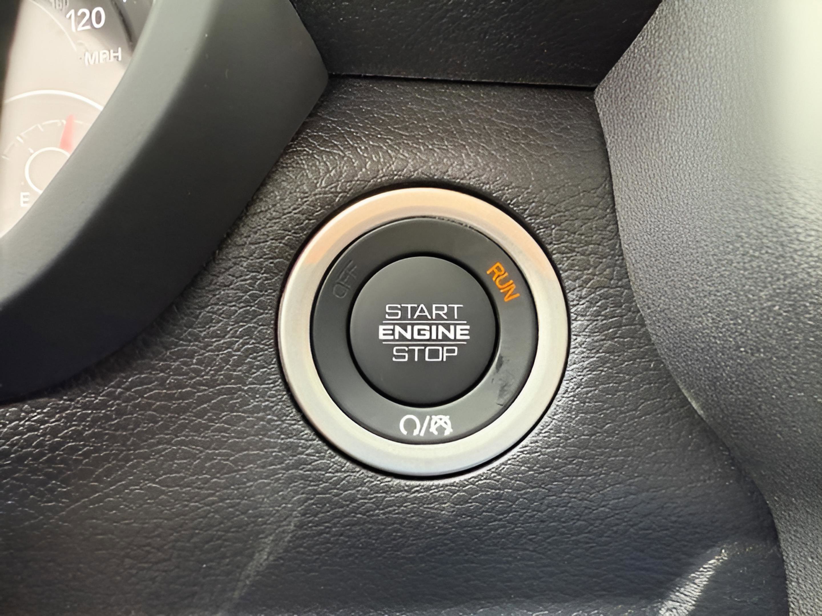 New 2025 RAM 2500 Tradesman image 19