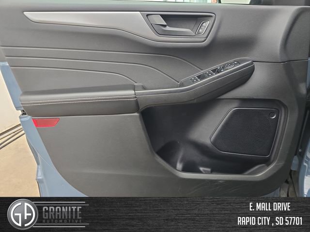 Used 2024 Ford Escape Active image 10