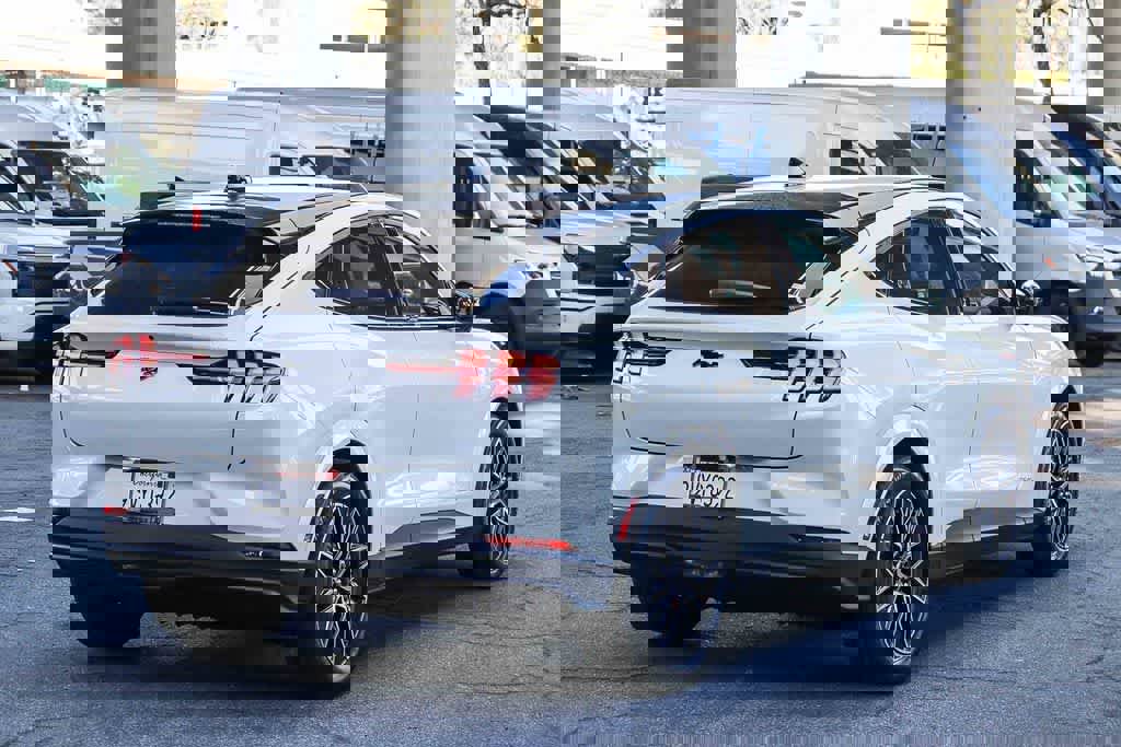 Used 2025 Ford Mustang Mach-E Premium image 4