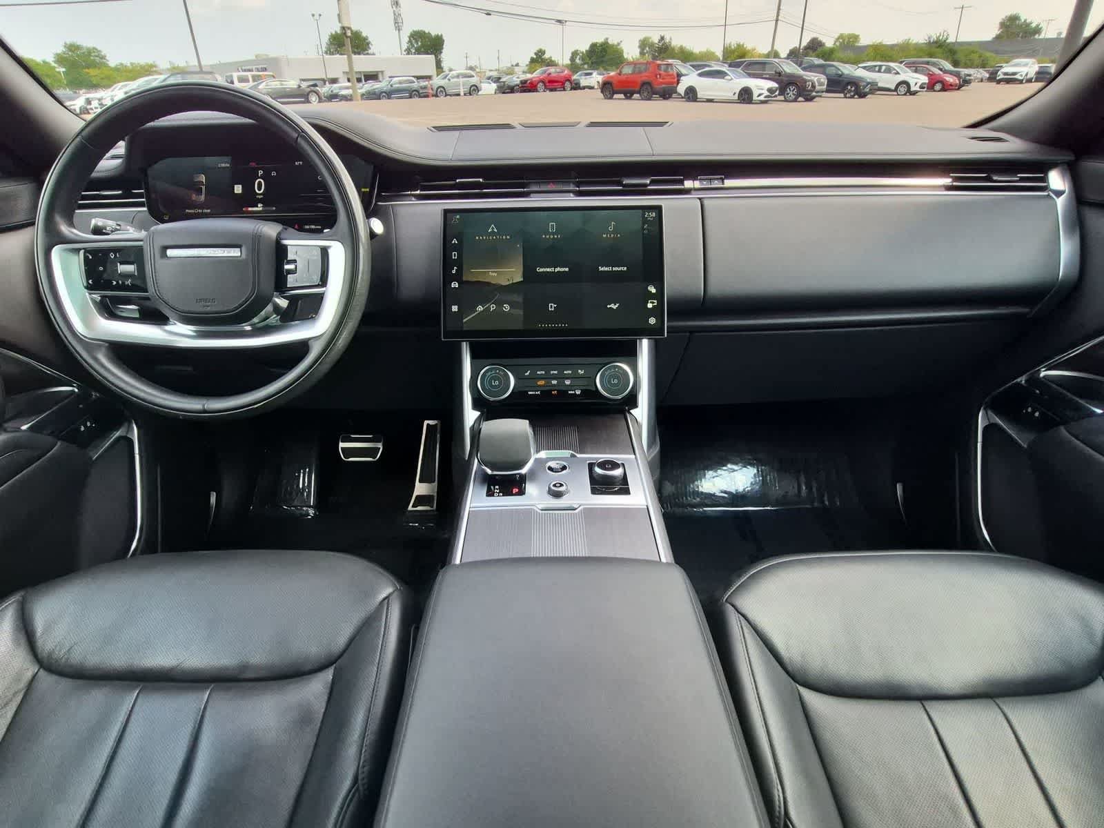 Used 2023 Land Rover Range Rover First Edition AWD/4WD image 15