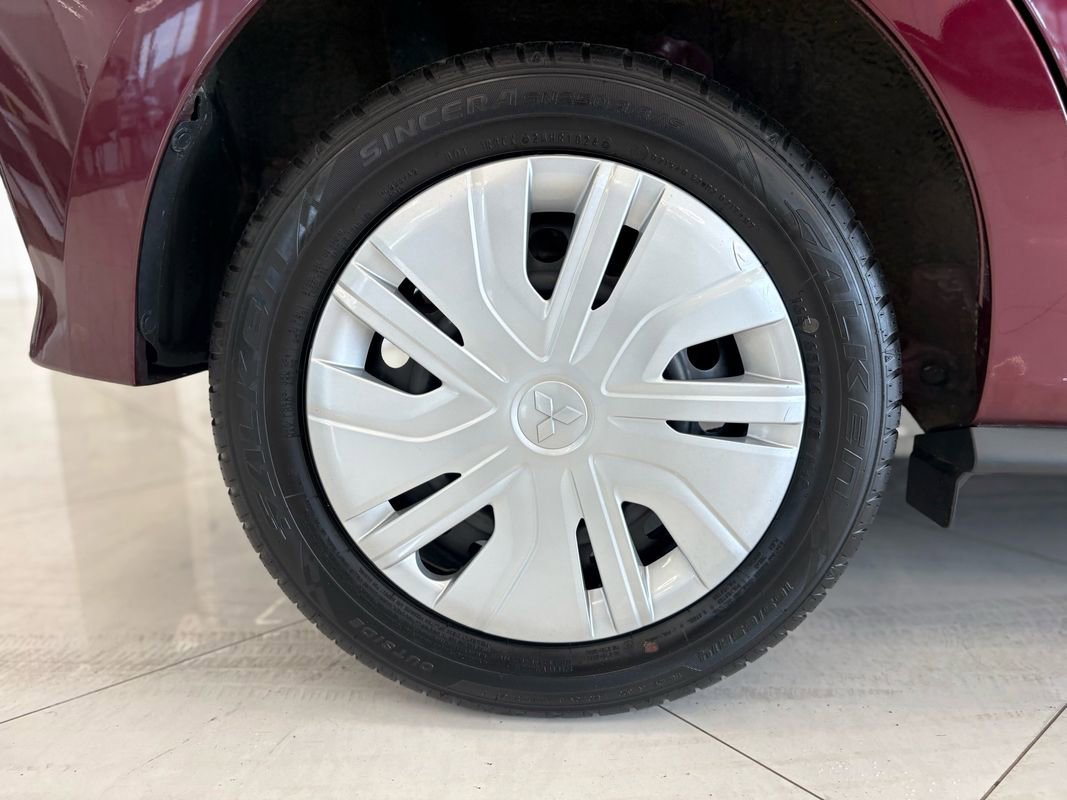 Used 2024 Mitsubishi Mirage ES FWD image 39