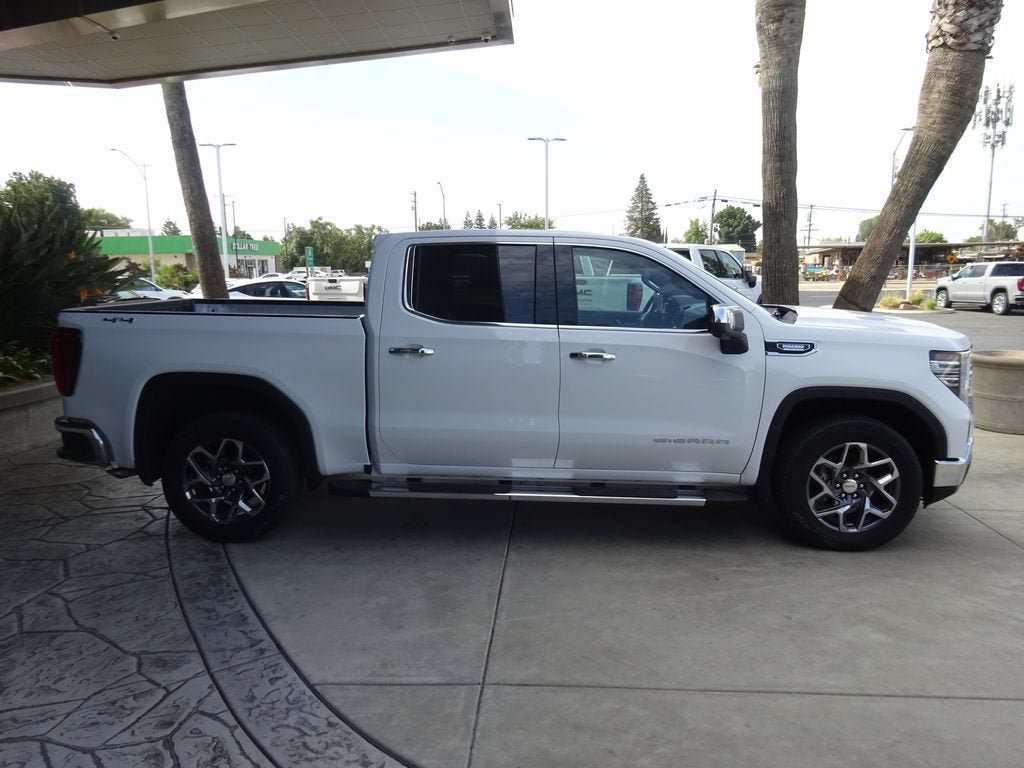 New 2026 GMC Sierra 1500 SLT w/ SLT Premium Package AWD/4WD image 10