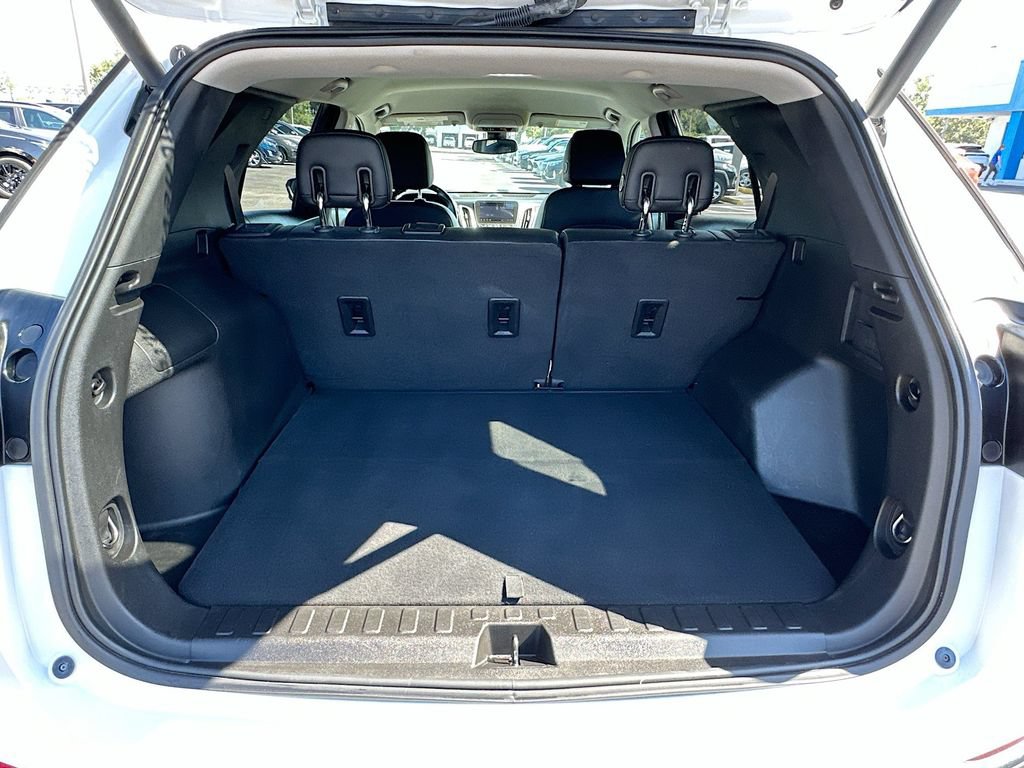 Certified 2020 Chevrolet Equinox Premier w/ Premier Redline Edition FWD image 25