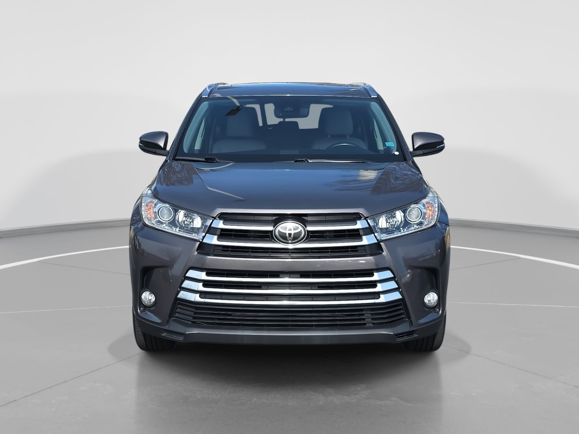 Used 2017 Toyota Highlander Limited image 2