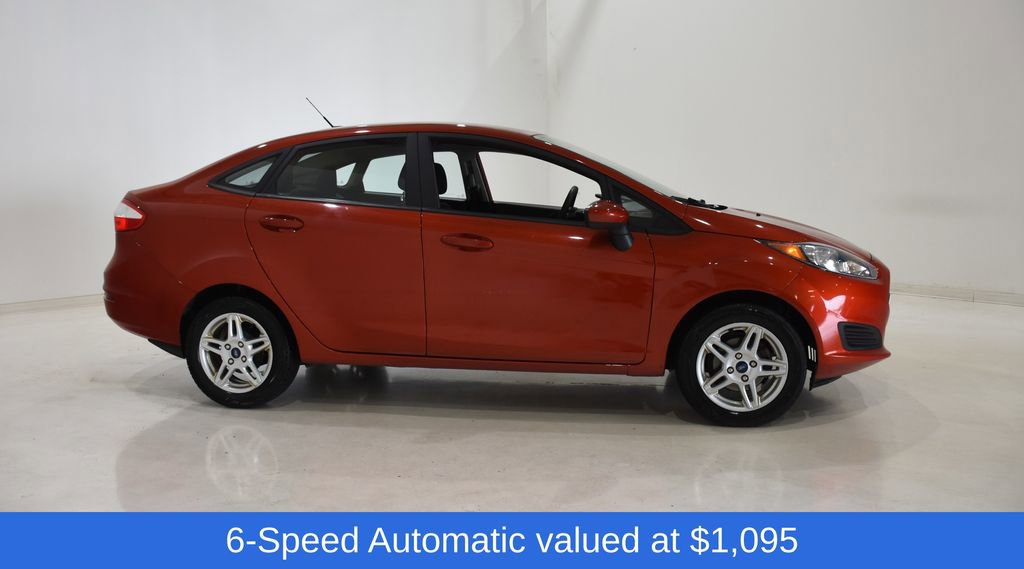 Used 2018 Ford Fiesta SE image 3