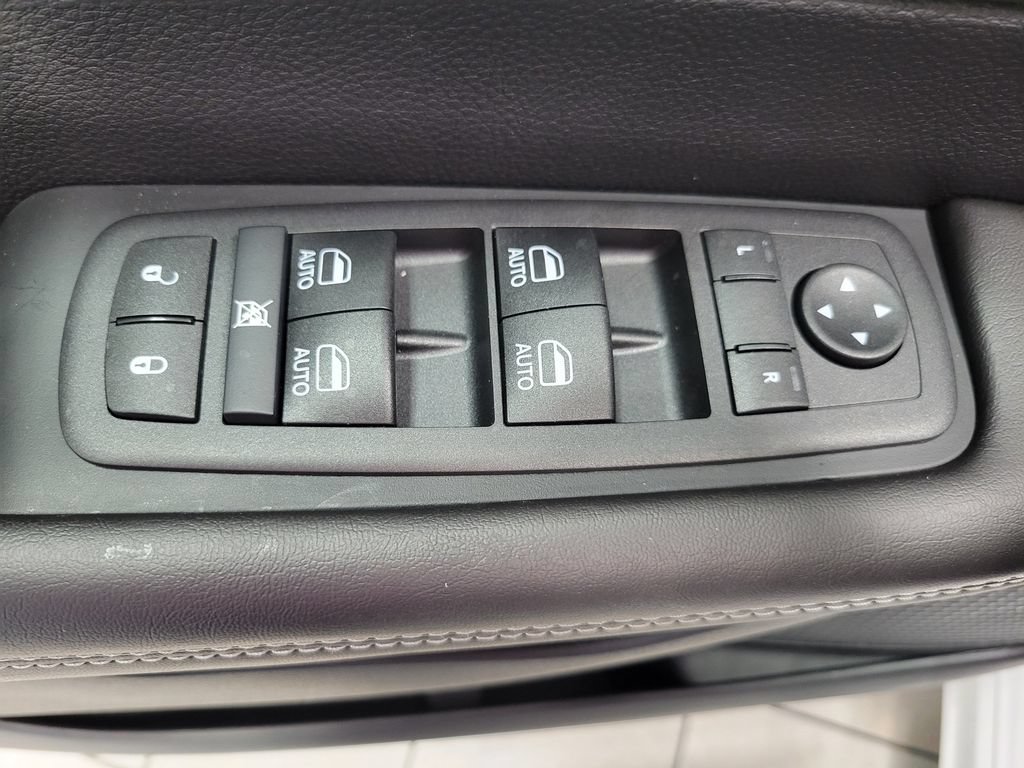 New 2027 Chrysler Pacifica LX FWD image 51