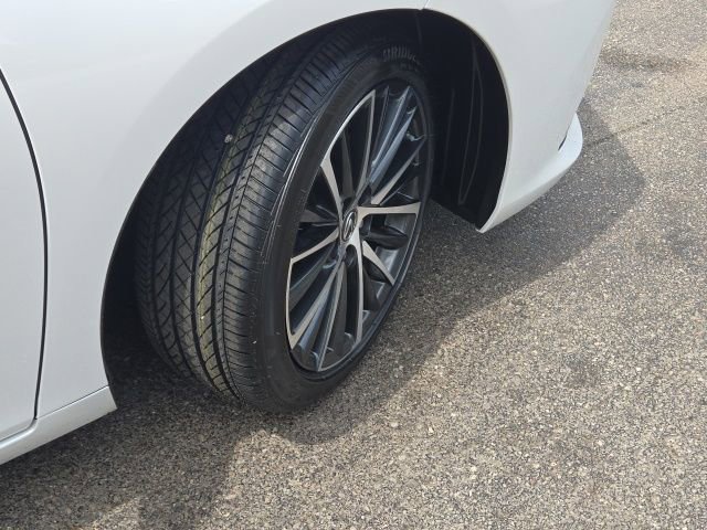 Certified 2024 Lexus ES 350 w/ Premium Package FWD image 51