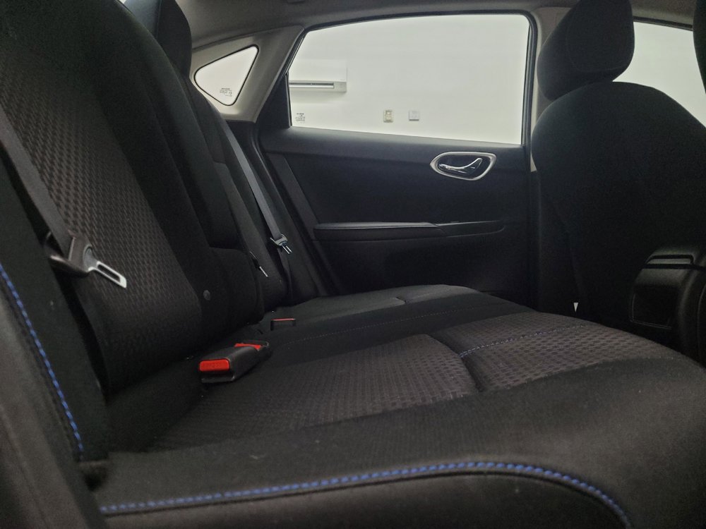 Used 2019 Nissan Sentra SR FWD image 19