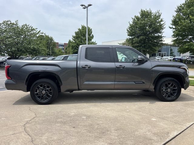 Used 2024 Toyota Tundra Platinum AWD/4WD image 2